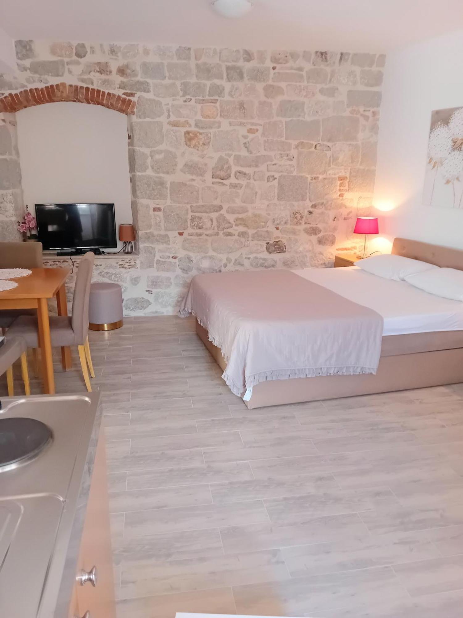 Apartment Andela Kaštela Zewnętrze zdjęcie