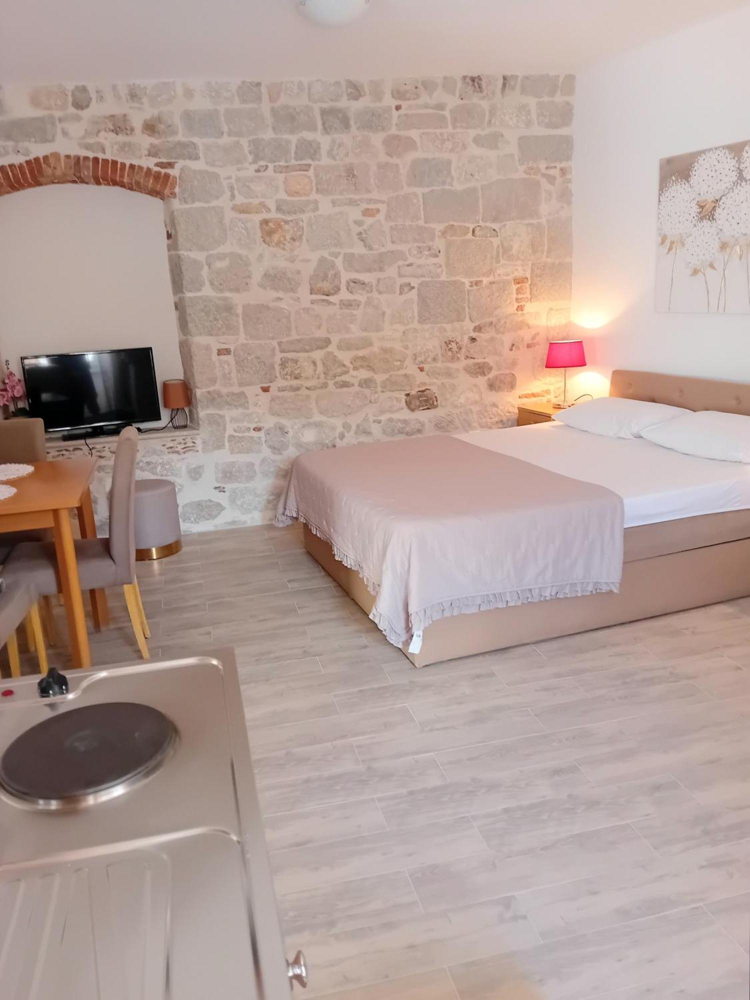 Apartment Andela Kaštela Zewnętrze zdjęcie